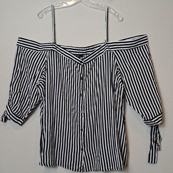 Miss Lili Plus Size Off-Shoulder Black White Striped Button-Front Blouse 3X NWT - Picture 1 of 8